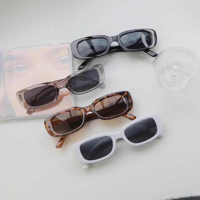 Vintage Fashion Luxury - แว่นกันแดดทรงสี่เหลี่ยมเล็กสไตล์วินเทจ แบรนด์หรูสำหรับผู้หญิง แว่นกันแดดทรงสี่เหลี่ยมผืนผ้าเล็ก แว่นตาทรงวงรีเล็กสำหรับผู้หญิง ป้องกันรังสียูวี 400