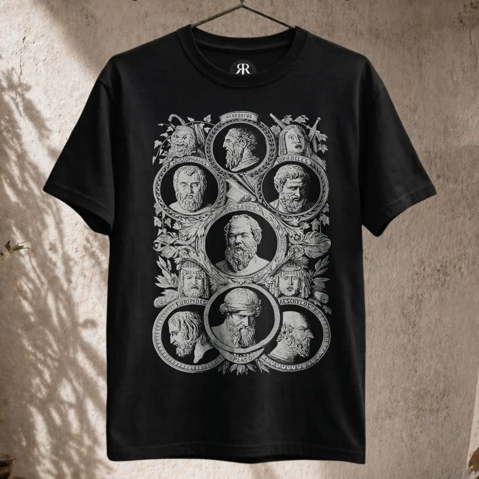 Vintage Fashion History - เสื้อยืดวินเทจลายปรมาจารย์กรีก โสกราตีส แพลโต เรอโดโทส โซโฟคลีส รูปปั้นนักปรัชญา