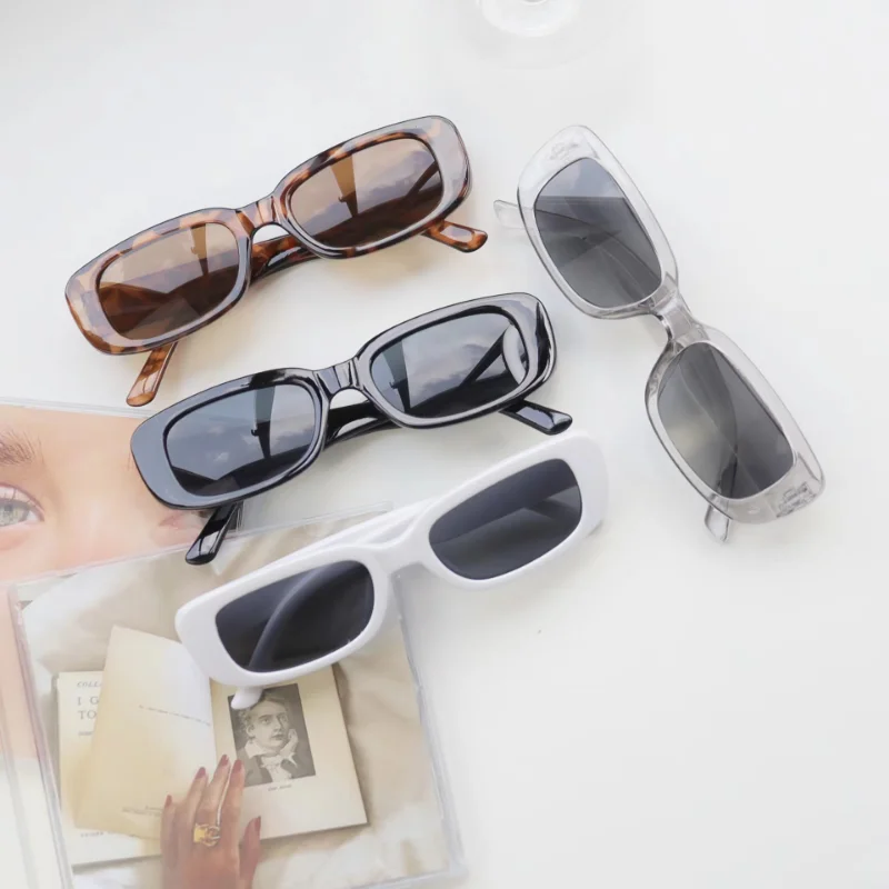 แว่นกันแดดทรงสี่เหลี่ยมเล็กสไต - Vintage Fashion Luxury บทวิจารณ์และราคา