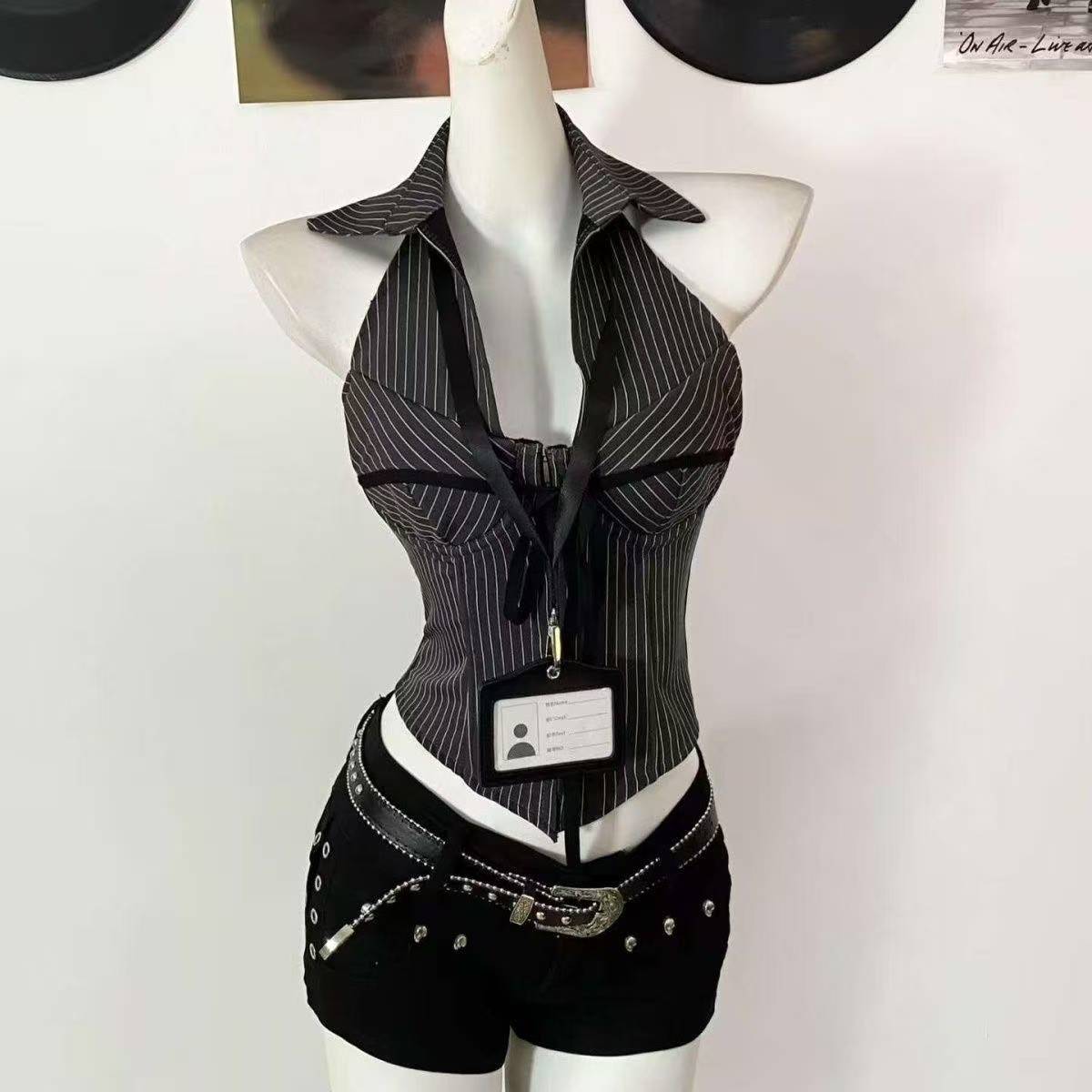 ชุดเซ็ตเสื้อกล้ามพิมพ์ลายและกา - Vintage Fashion Fabrics บทวิจารณ์และราคา