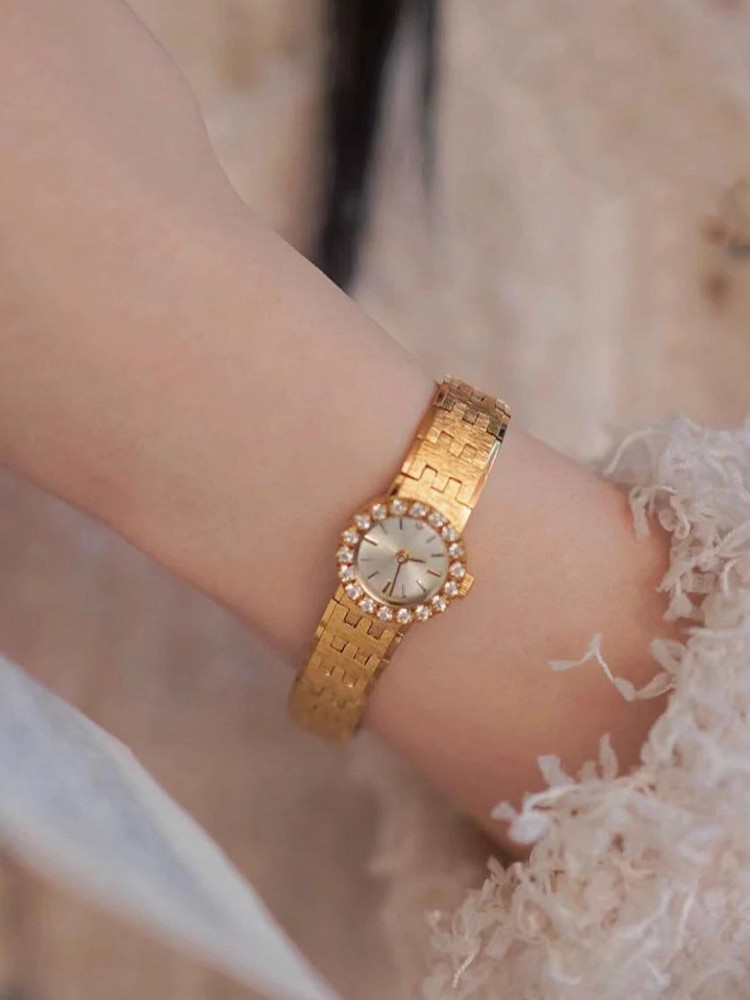 นาฬิกาควอตซ์ผู้หญิงสไตล์วินเทจ - Vintage Fashion Ideas บทวิจารณ์และราคา